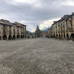 Konukevi Pirineos