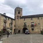 Konukevi Pirineos