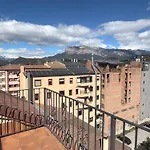 Pirineos Konukevi 2*
