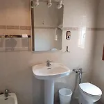 Pirineos Konukevi Aínsa