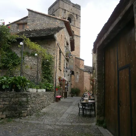 Πανσιόν Pirineos