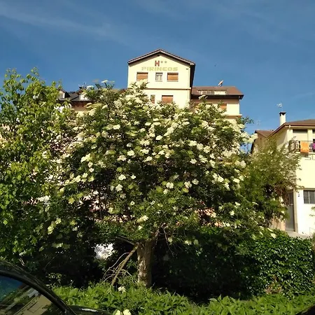 Pirineos Gasthof Aínsa