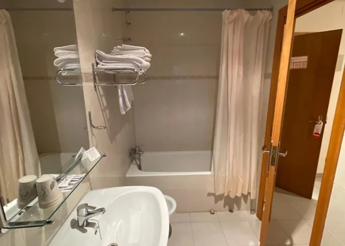 בית הארחה Pirineos